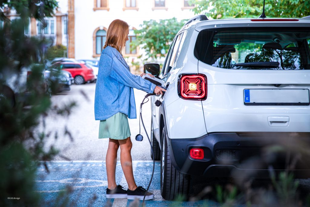 borne de recharge aides véhicule électrique